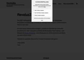 revoluzzza.com